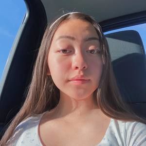 Meet your Posher, Alina